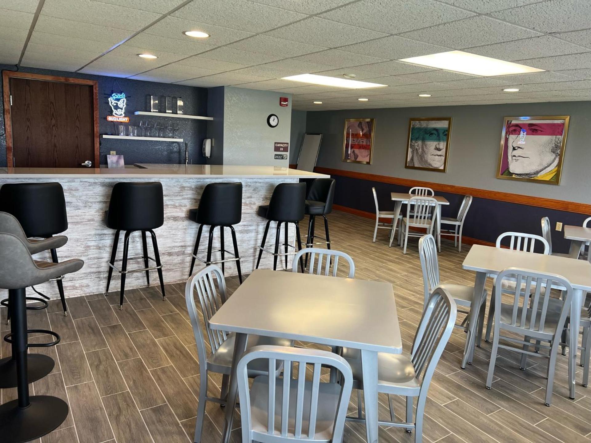 曼尼托沃每周套房酒店 马尼托沃克 外观 照片